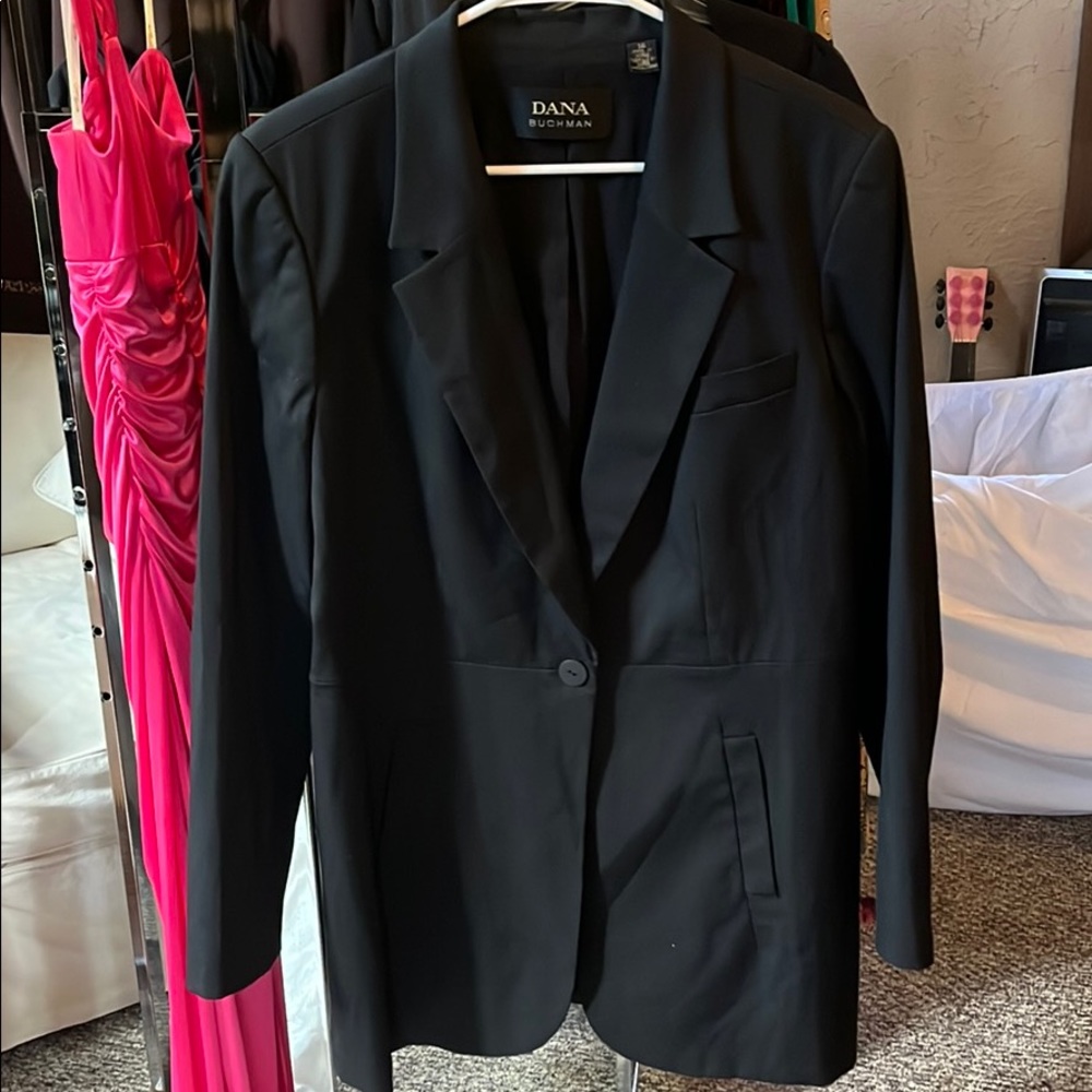 Dana Buchman Black Blazer